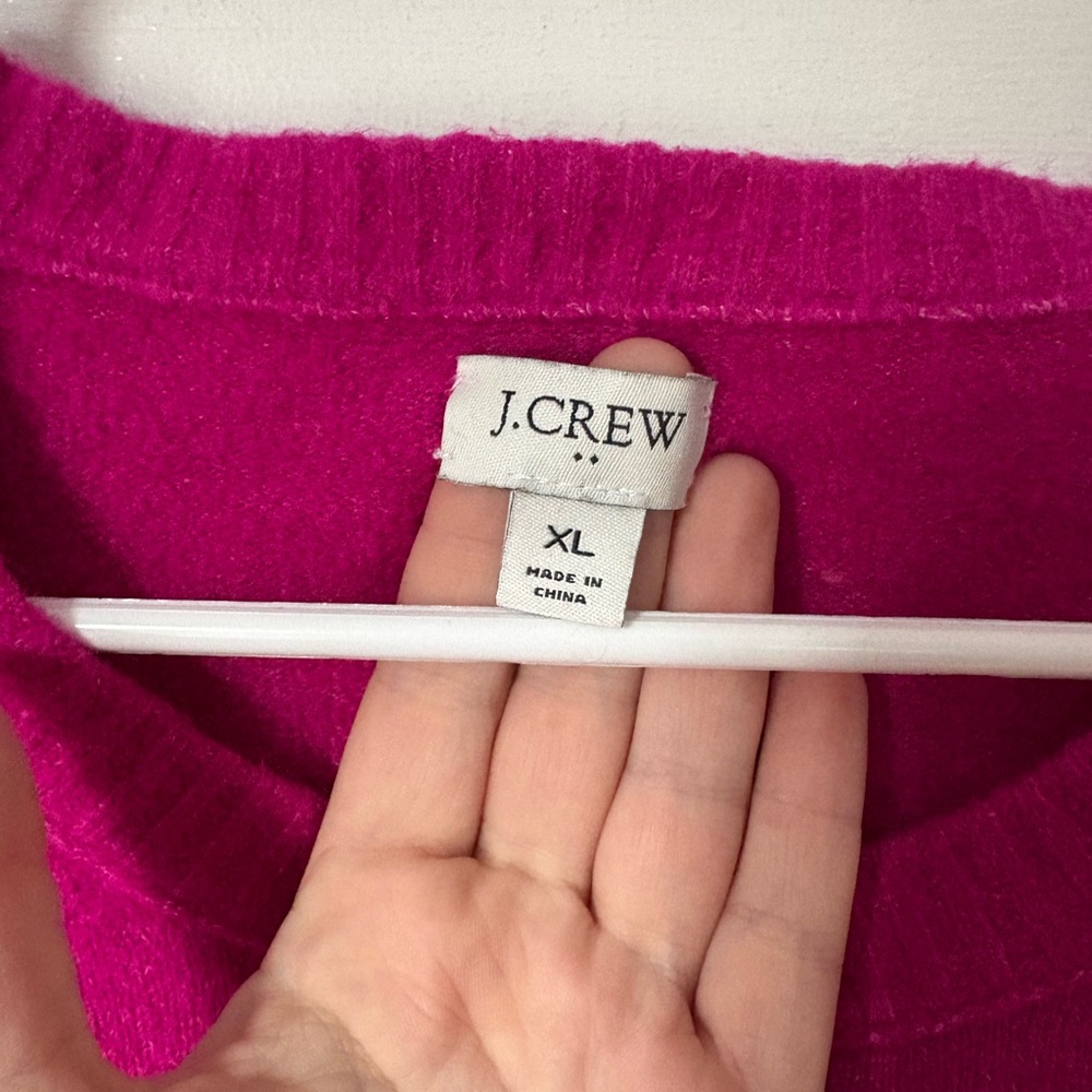 J.Crew Crewneck Sweater Extra Soft Brilliant Plum Berry Pink Size Extra Large XL - Picture 3 of 11